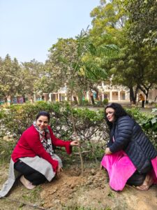 tree plantation drive in Delhi